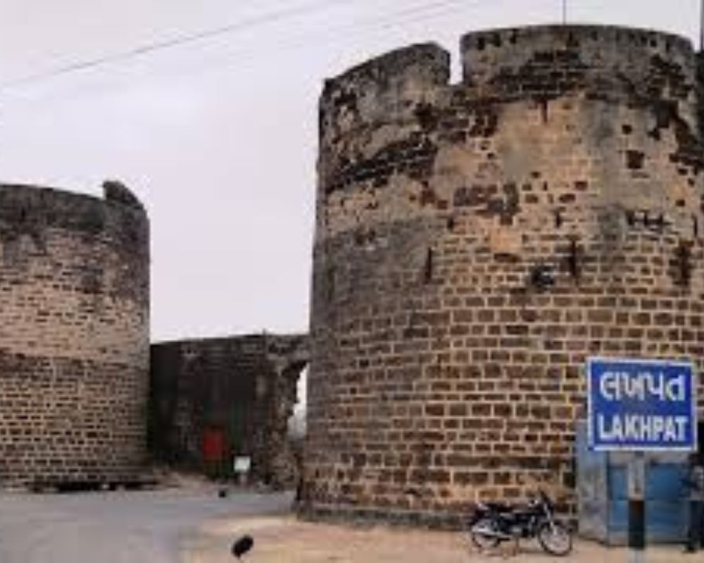 Lakhpat Village – The Forgotten Millionaire Town